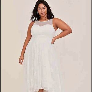 New torrid fancy dress size 16 was too big for me new only tried on and in bag